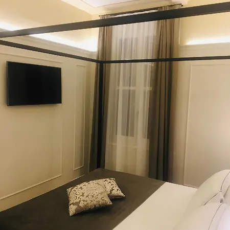 La Bella Centro 3* Modena