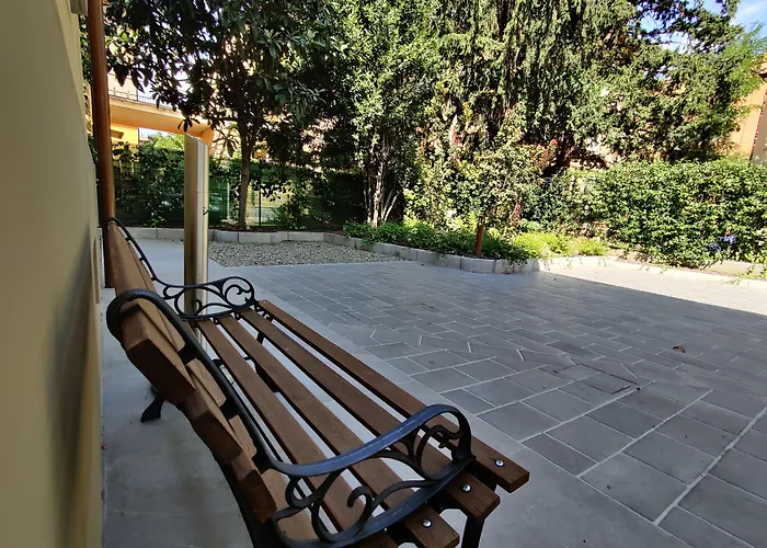 La Bella Centro Πανσιόν 3*