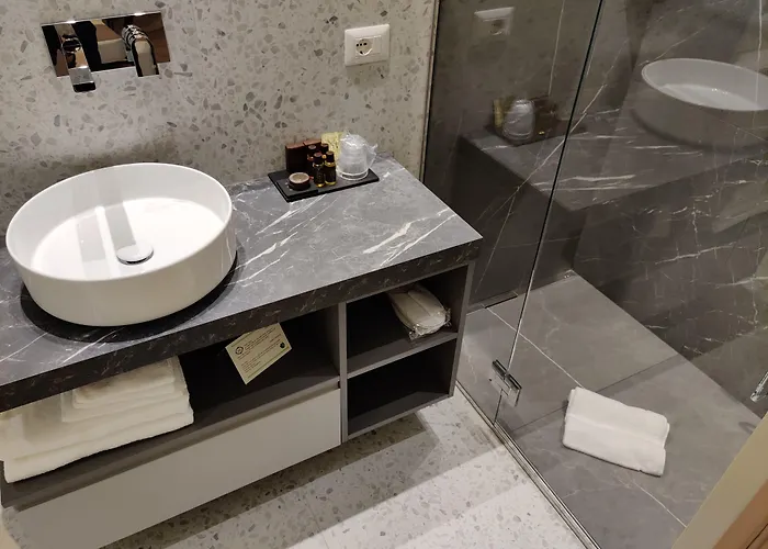 Πανσιόν La Bella Centro 3*