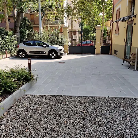 La Bella Centro 摩德纳